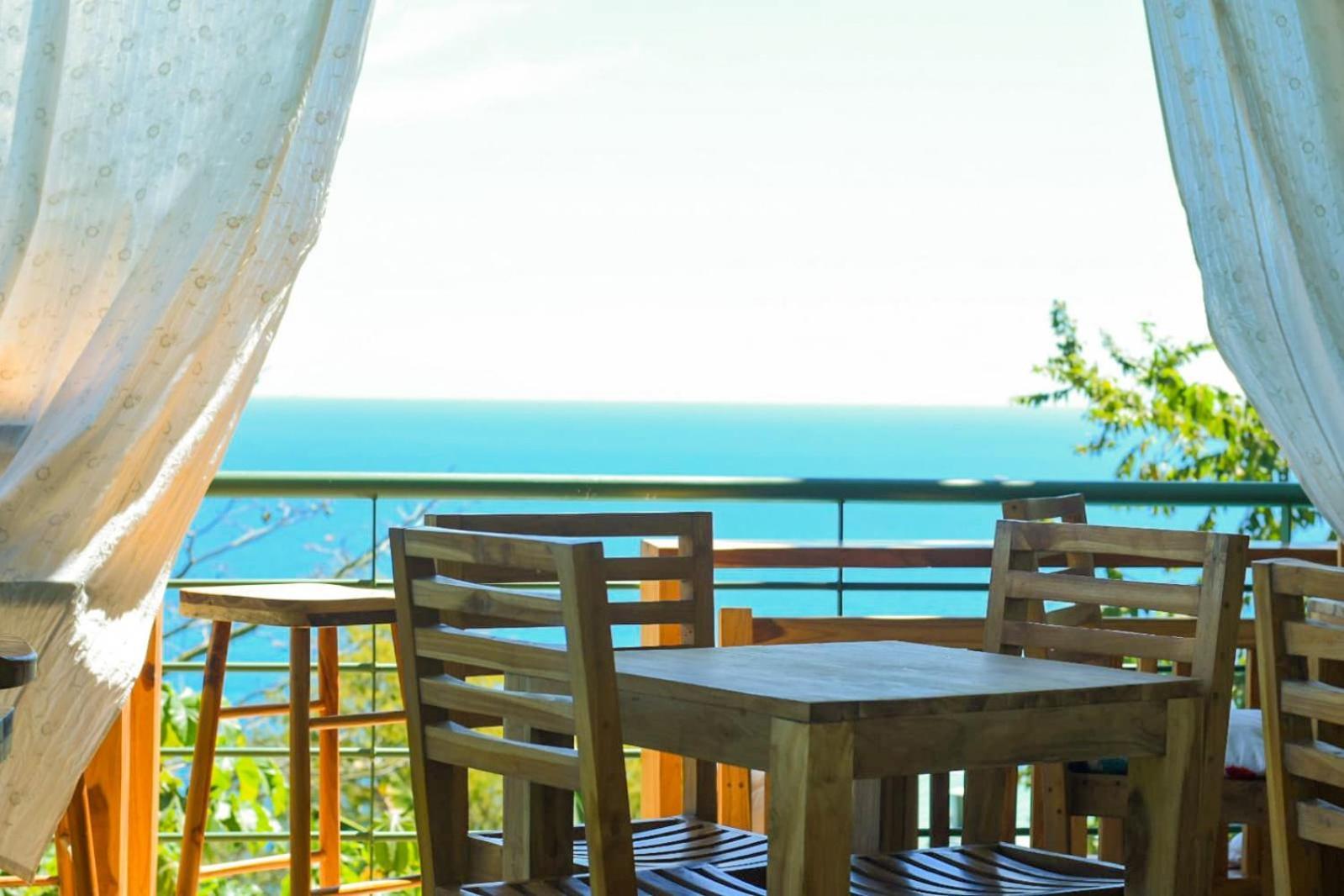 מונטזומה Sunshine Sanctuary Boutique Jungle Lodge מראה חיצוני תמונה