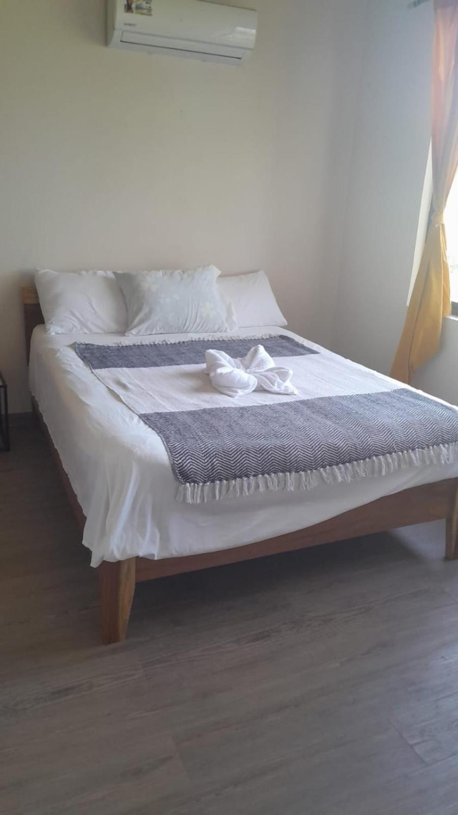 מונטזומה Sunshine Sanctuary Boutique Jungle Lodge מראה חיצוני תמונה
