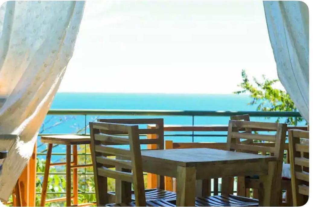 מונטזומה Sunshine Sanctuary Boutique Jungle Lodge מראה חיצוני תמונה